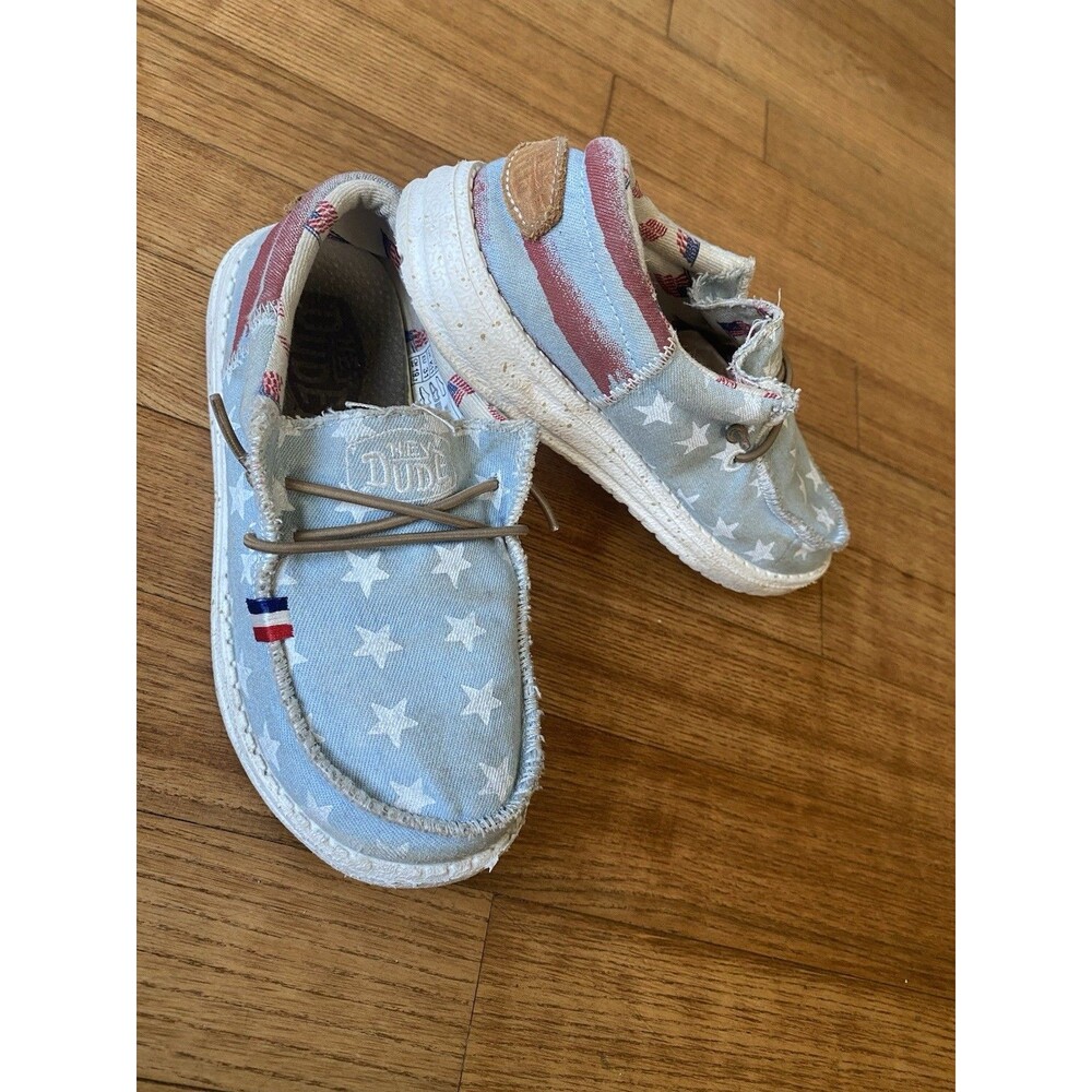 Hey Dude Dudes Wally Youth Americana Denim Star-Patriotic Nautical Novelty K12